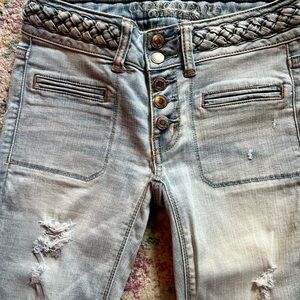 🩵 🦅 American Eagle Outfitters Distressed Flare Jeans with Braided Waist 🦅 🩵